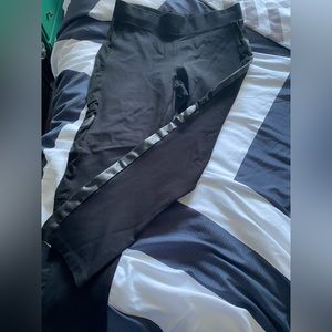 Cleo. Medium petite.